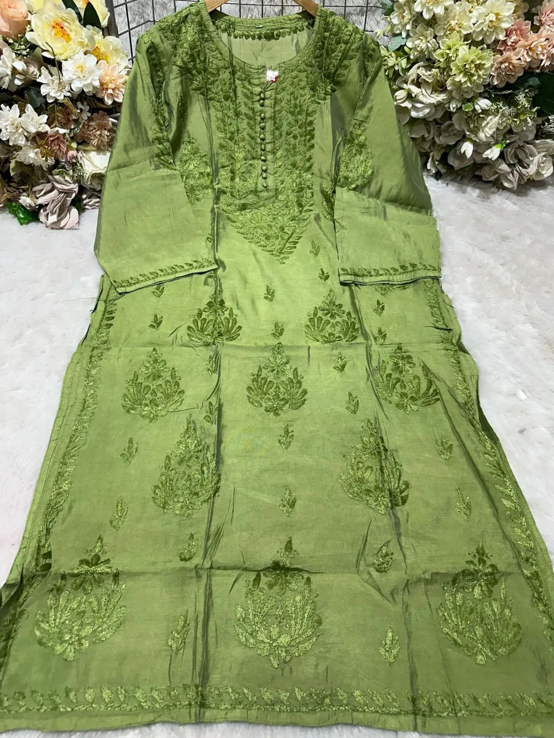 Lucknowi Chickankari Kurti in Chanderi Fabric