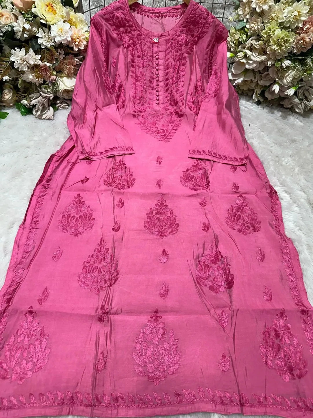 Lucknowi Chickankari Kurti in Chanderi Fabric